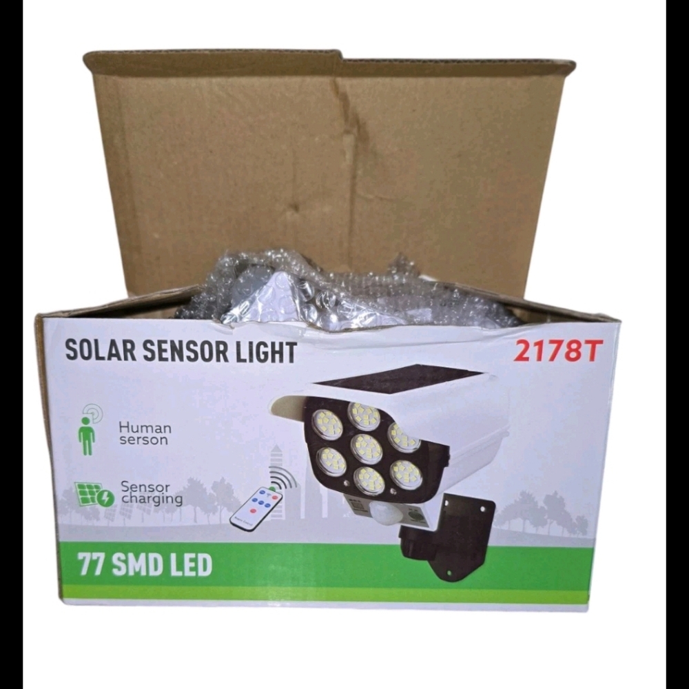 NIB Solar sensor light 2178T, 77 SMD LED 3 Modes